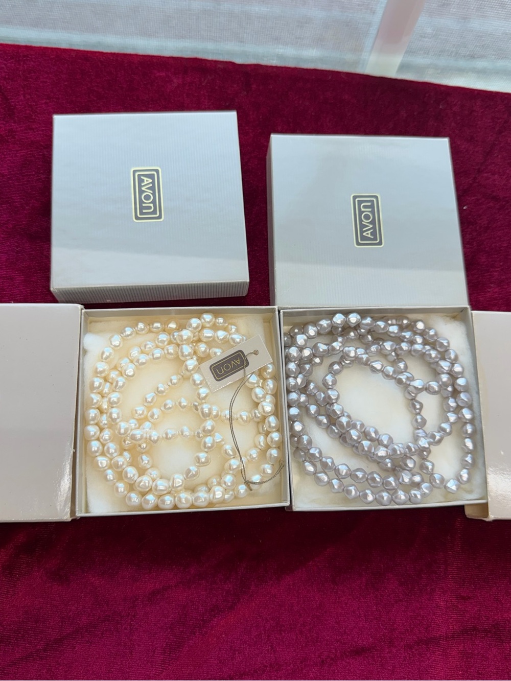 Vintage Avon Imari Simulated Pearls Set of 2